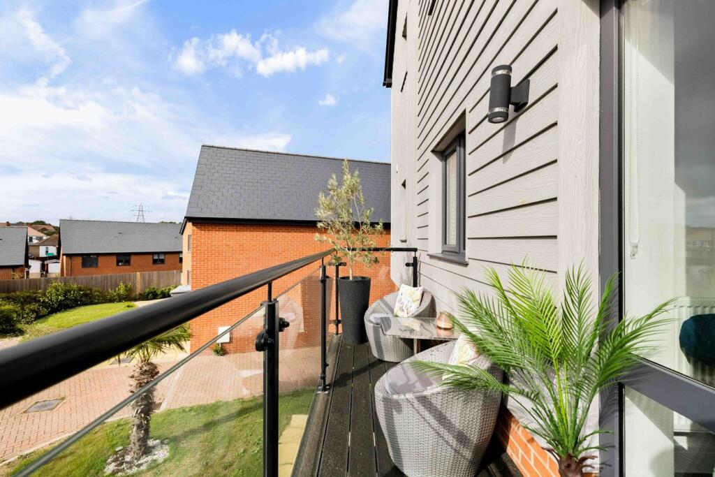 House in Canterbury - View 4