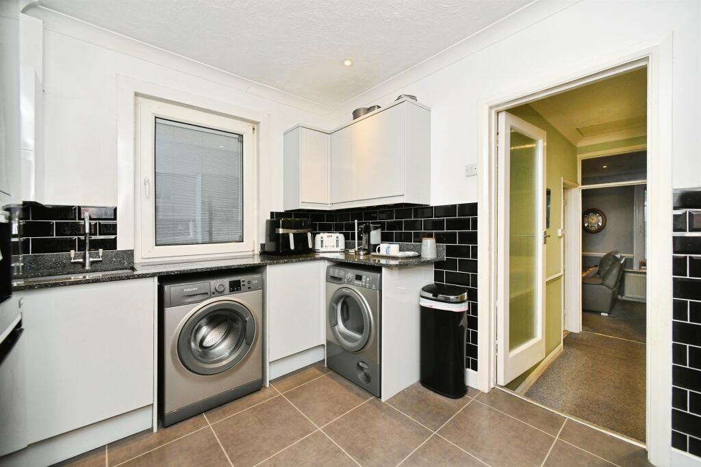 Apartment in Brighton - View 5