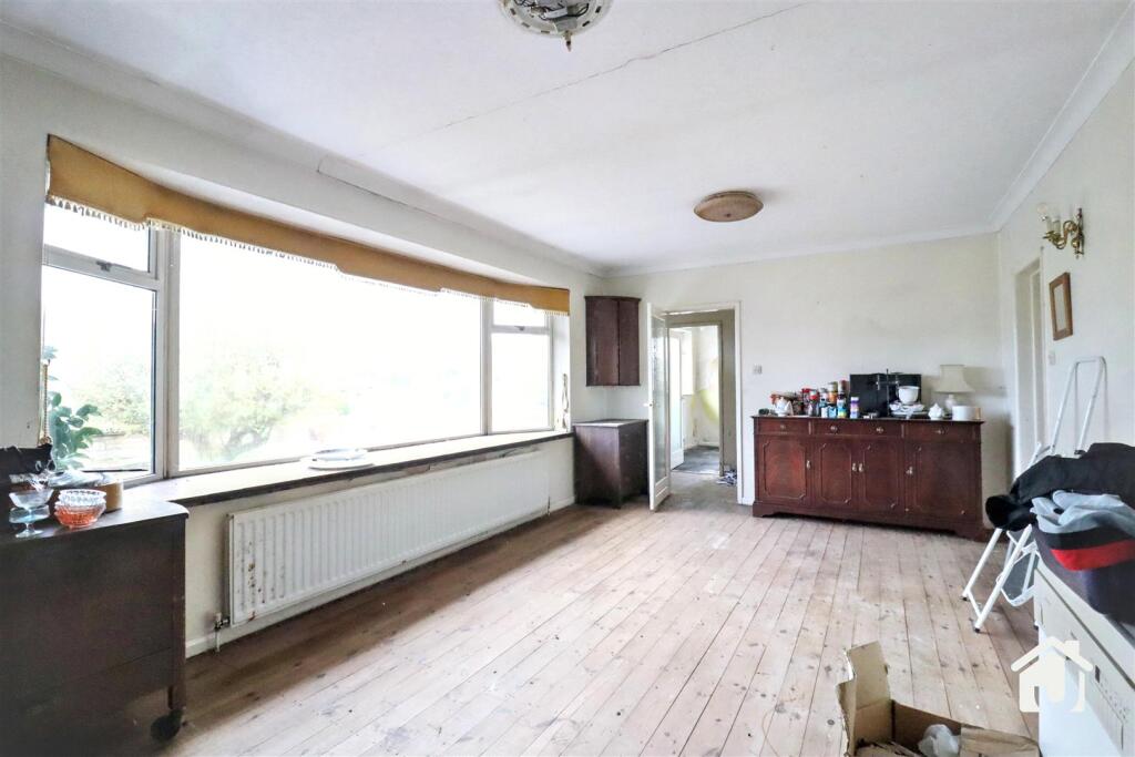 Overdale Avenue, Glenfield, Leicester photo 4