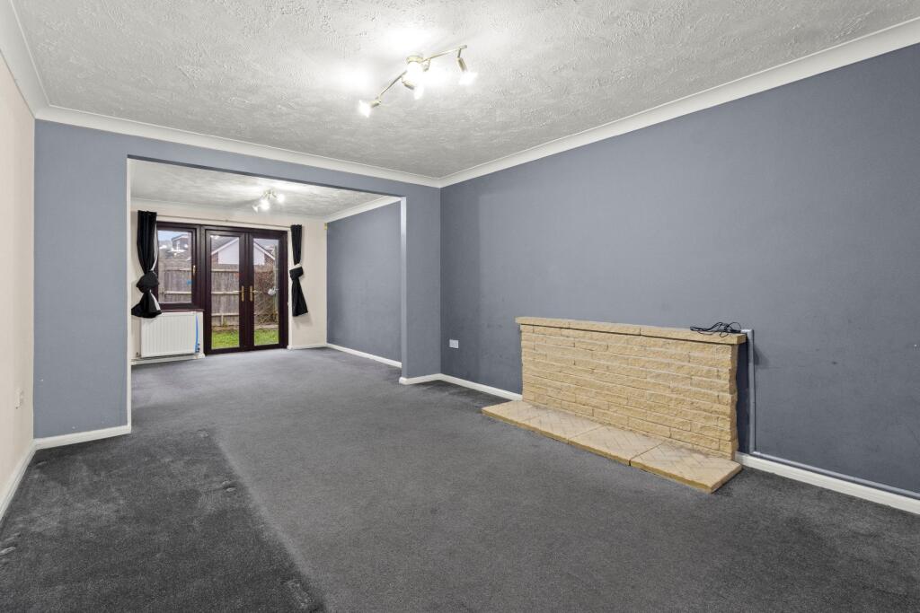 Vicarage Close, Newhaven photo 3