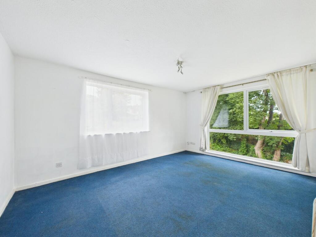 Additional image 3 of Frizley Gardens, Bradford