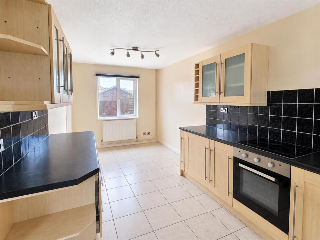 House in Gosport, Hardway - View 2