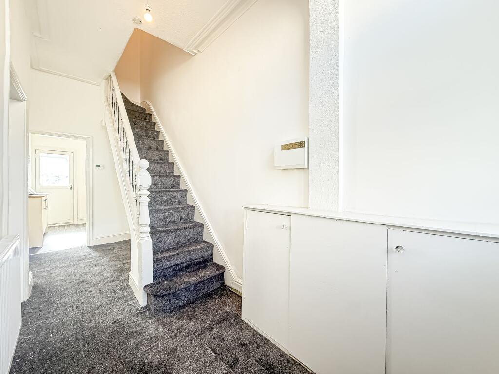 House in Wirral, Liverpool City Region - View 5