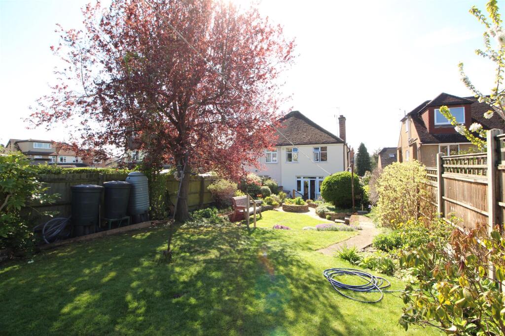 Main image of property: Crabtree Close, Hemel Hempstead