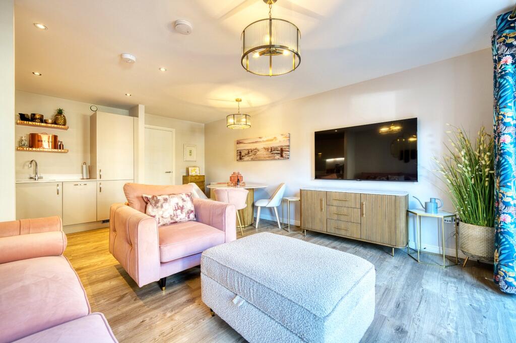 Apartment in Glasgow - More