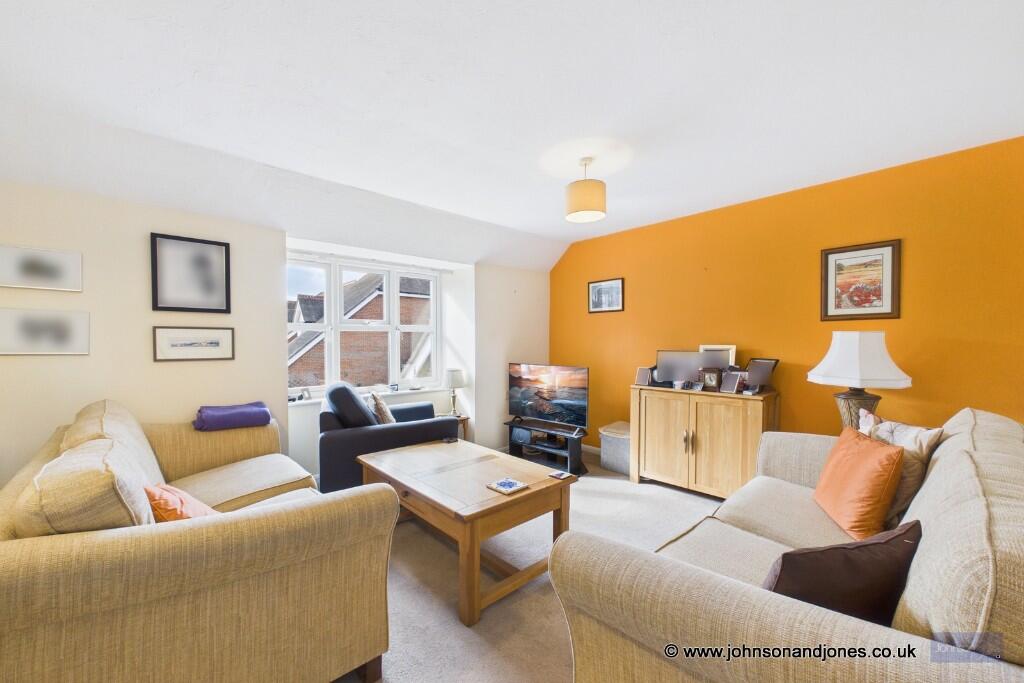 Burley Orchard, Chertsey, Surrey, KT16 - View 5