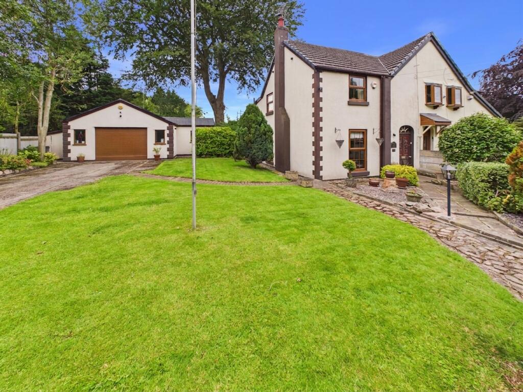 Main image of property: Squires Lane, Tyldesley, M29