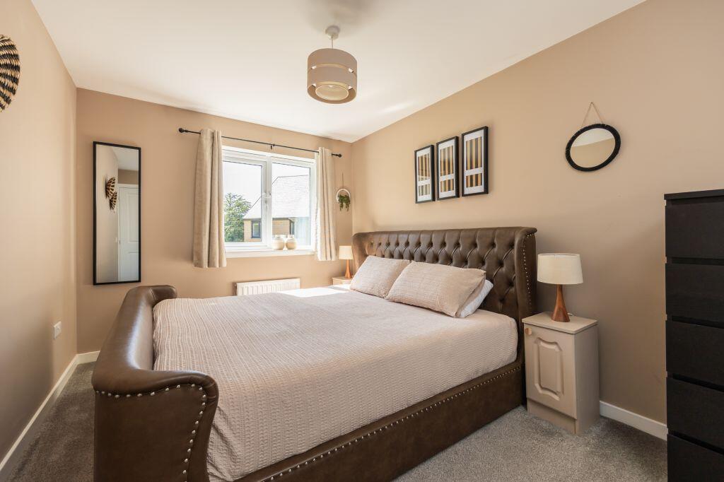 House in Edinburgh, Manor Wood, Gilmerton/Inch - More