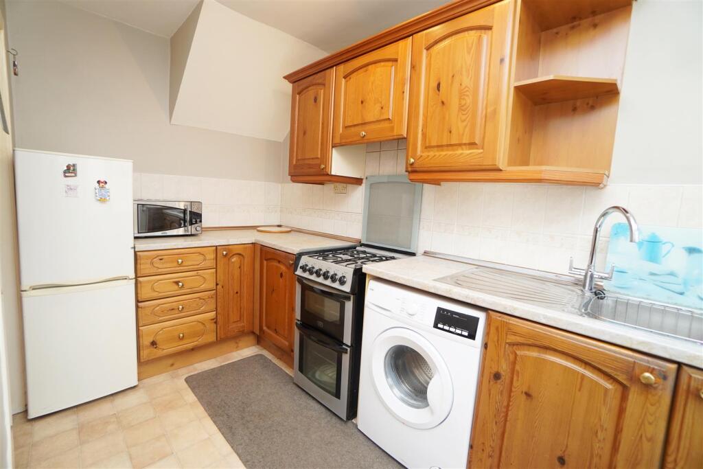 Armour Court, Glasgow photo 2