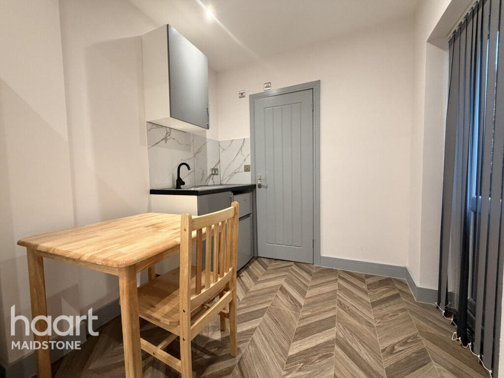 Main image of property: 3 Rawdan Road, Kent