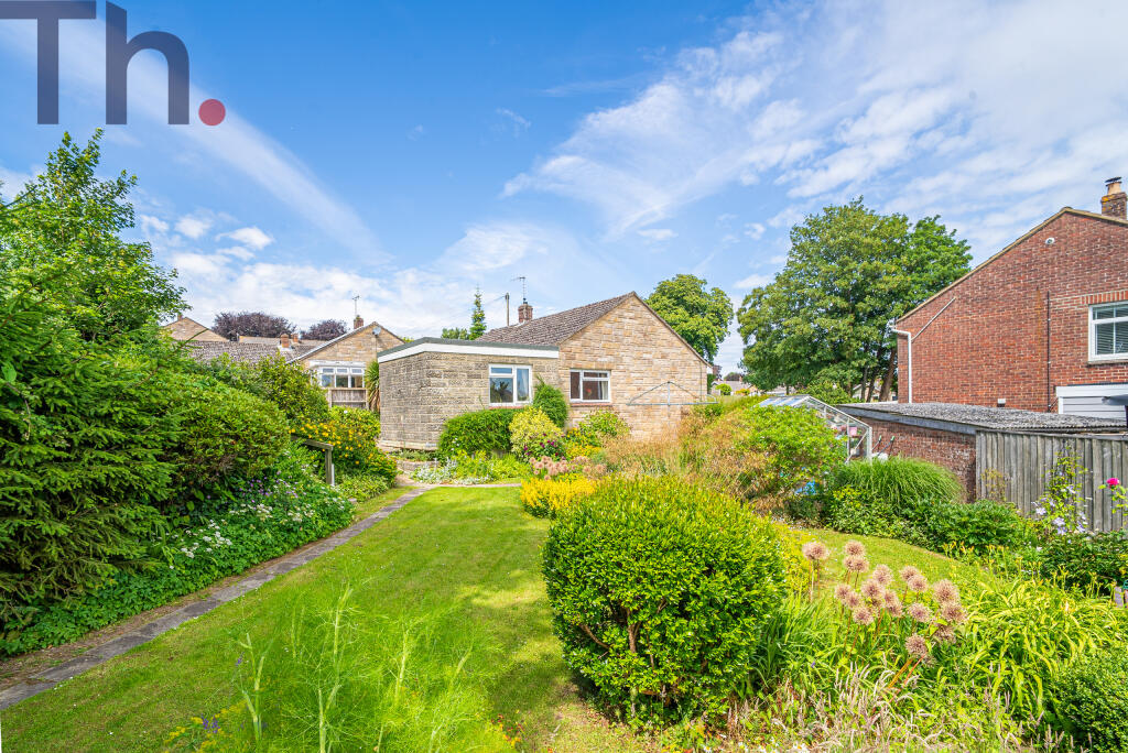 House in Newport, Shide - View 4