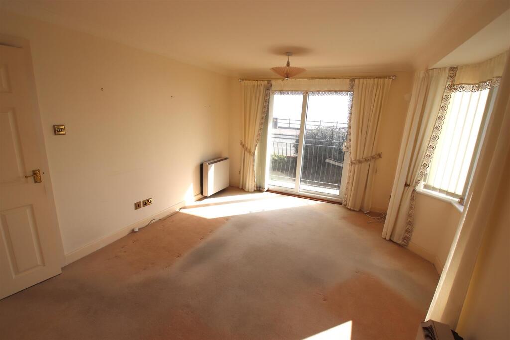 Apartment in York - View 4