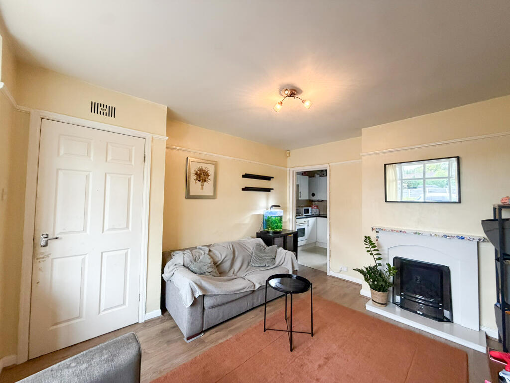 House in Tameside, Greater Manchester - View 4