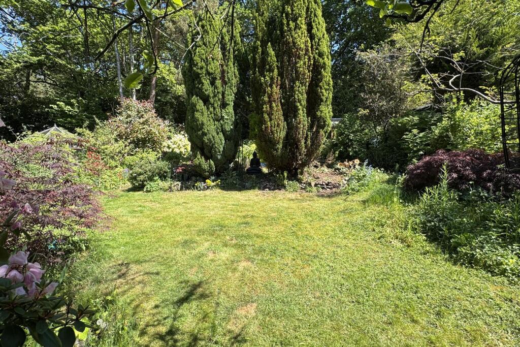 House in Guildford - View 5