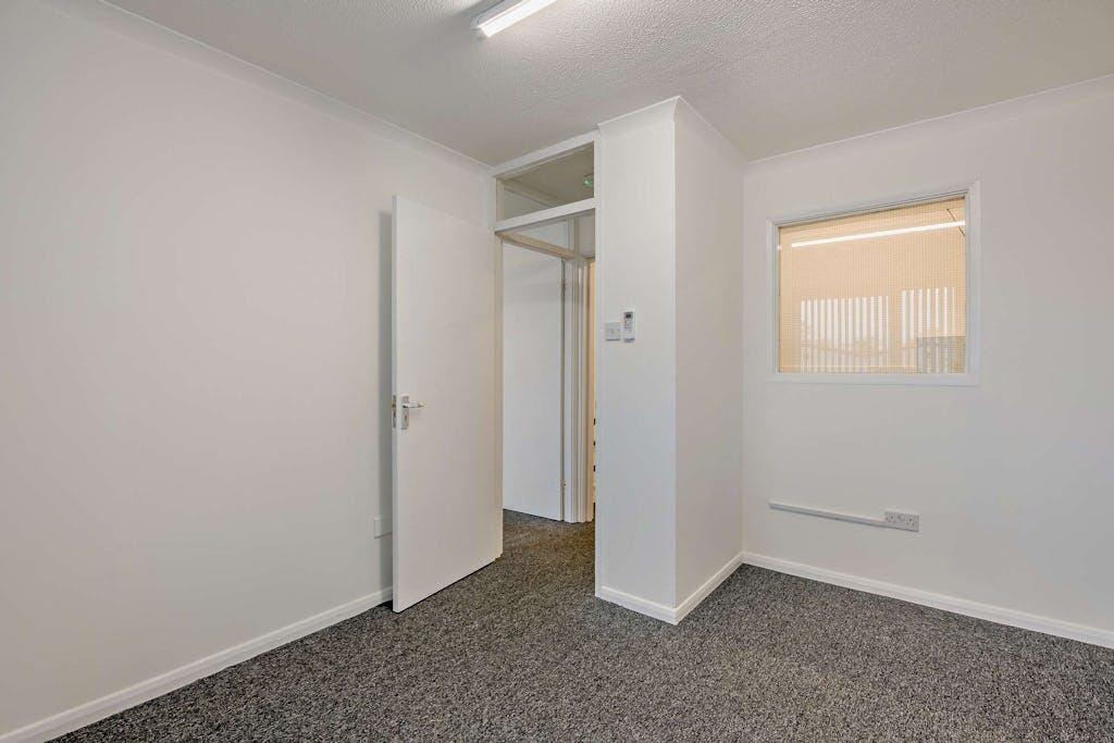 bowthorpe-park-industrial-estate_unit-unit-11-franc (11).jpg