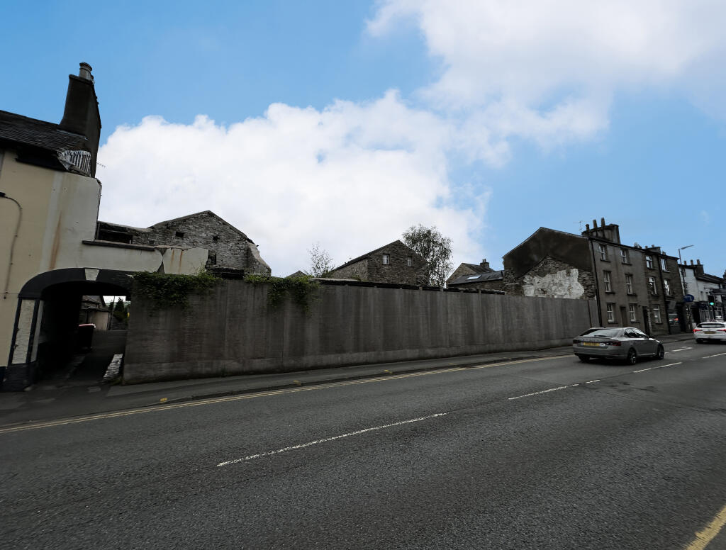 Main image of property: 1 to 15 (inclusive), 133-139 Stricklandgate, Kendal, Cumbria, LA9