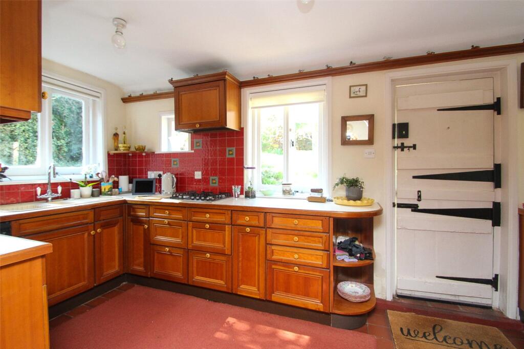 Newtown Road, Warsash, Southampton, Hampshire, SO31 photo 4