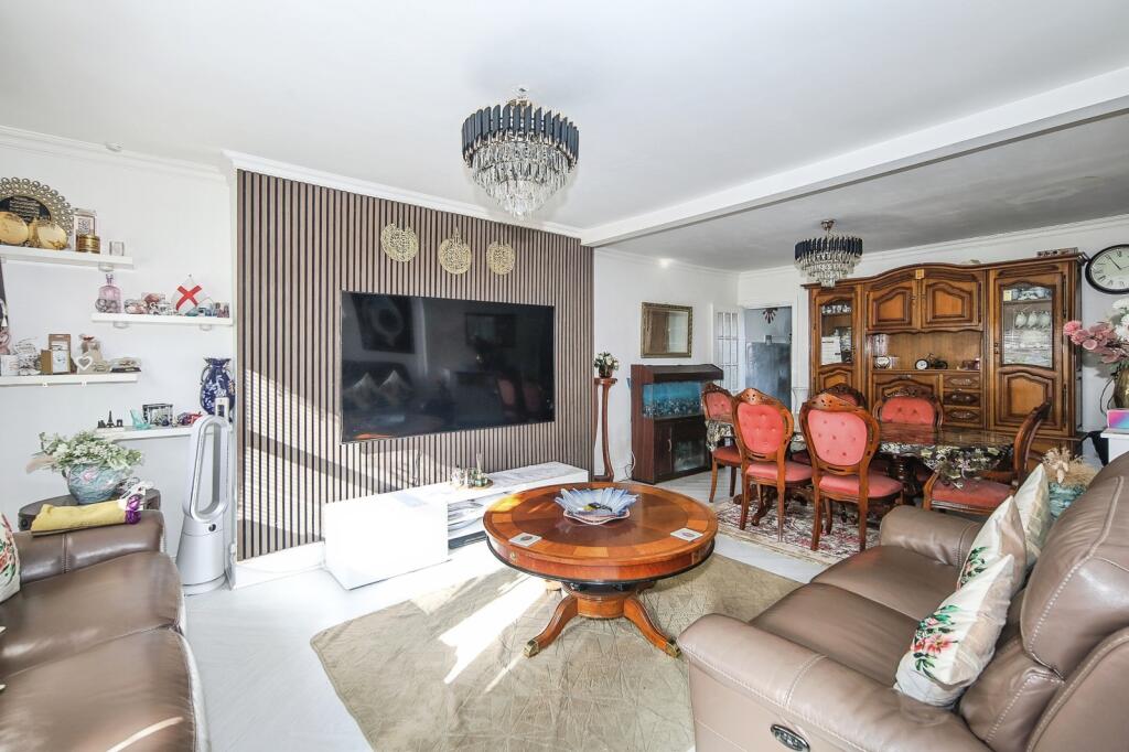 House in Coventry, West Midlands - More
