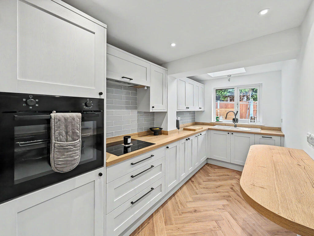 West Edge, Bicton Heath, Shrewsbury, Shropshire, SY3 5EZ photo 3