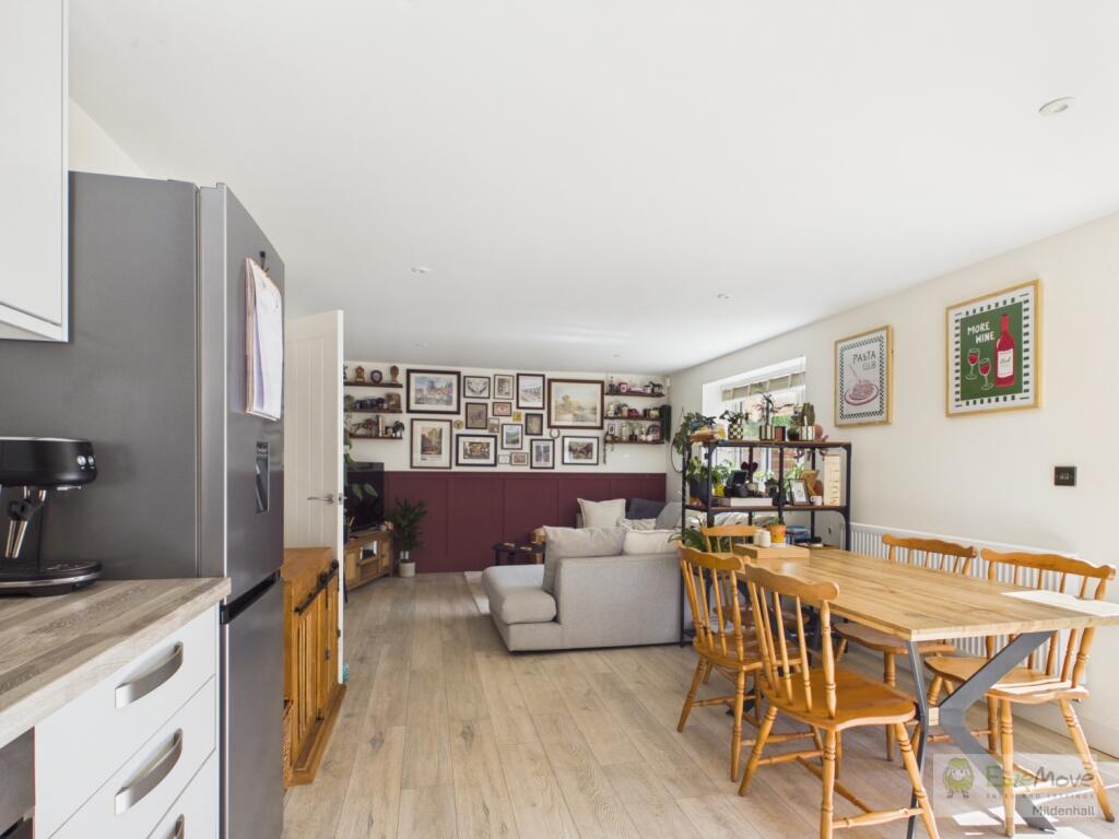Apartment in West Suffolk - More