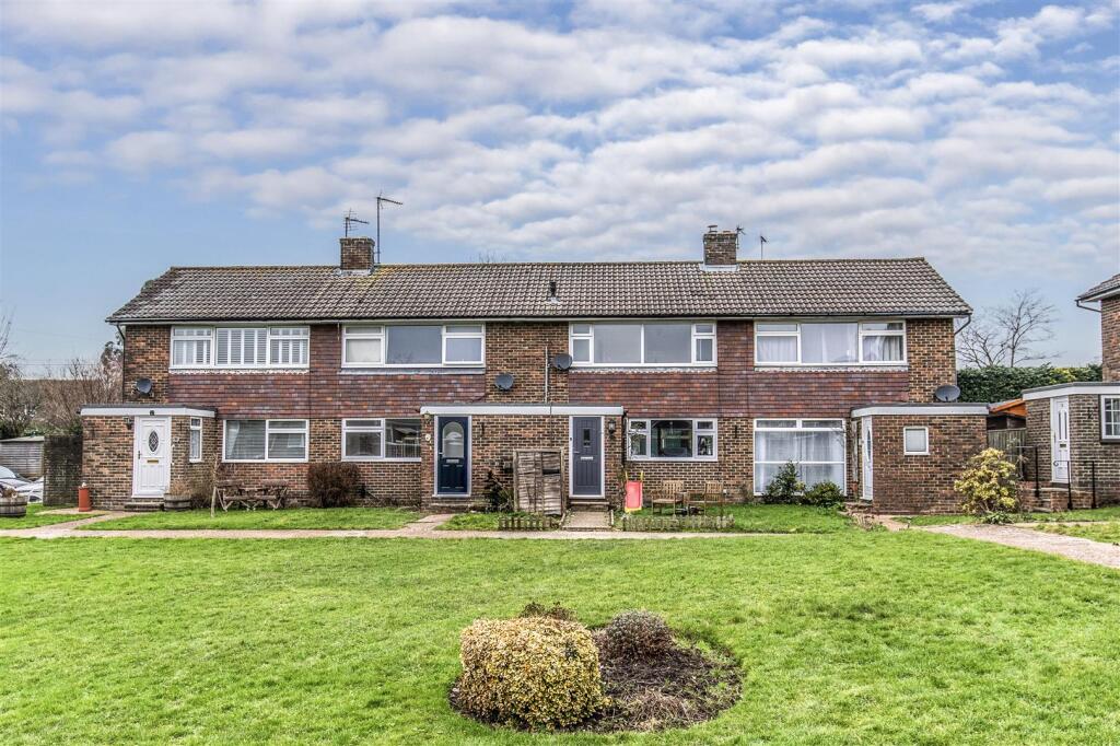Main image of property: Hurstshaw Gardens, Vines Cross, TN21 9EP