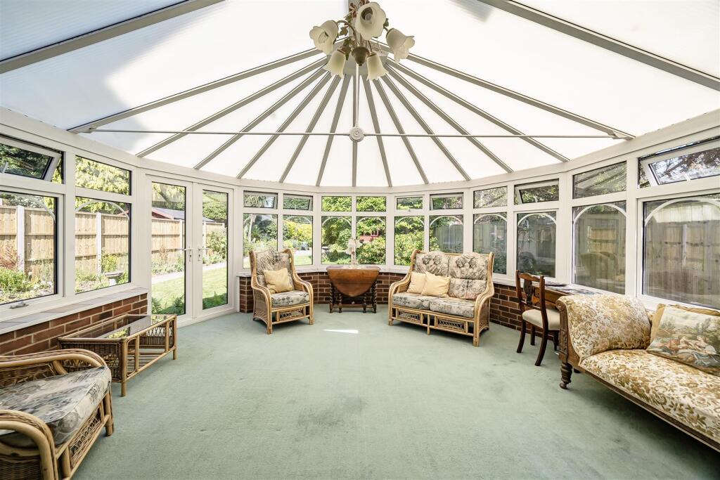 Swallowcliffe Gardens, Yeovil - View 4