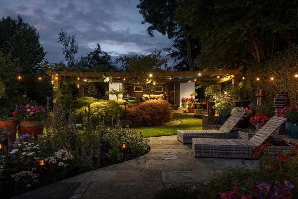 House in Leeds, West Yorkshire - View 3