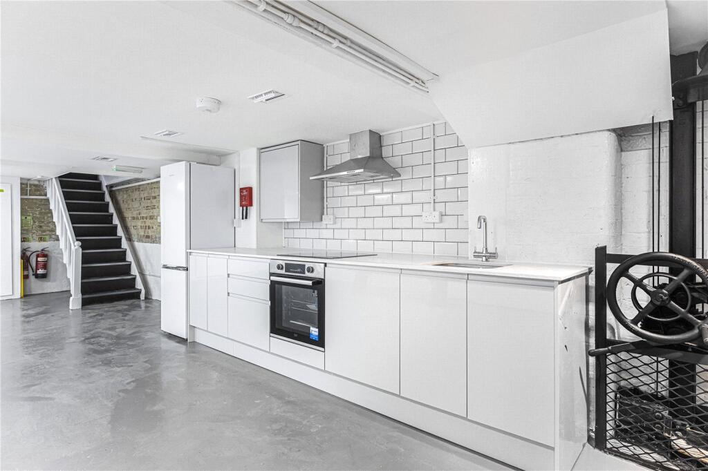 Main image of property: Hackney Road, London, E2