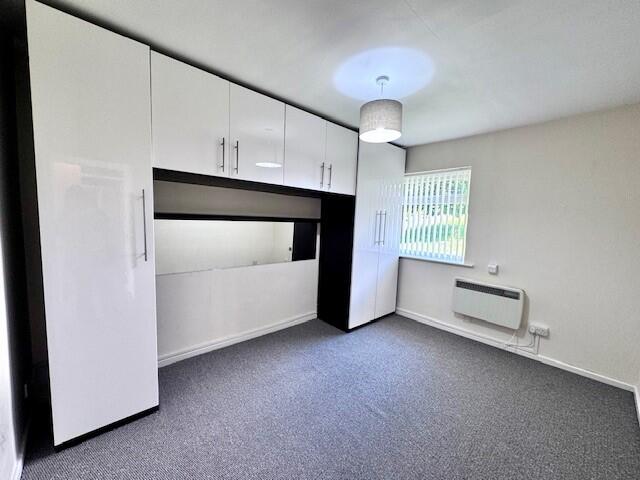 Apartment in Bolton, Greater Manchester - View 5