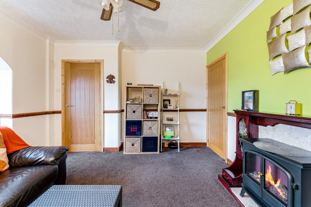 House in Salford, Greater Manchester - View 4