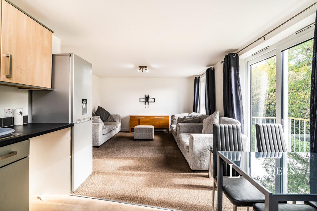 Apartment in Norwich, Norfolk - View 4