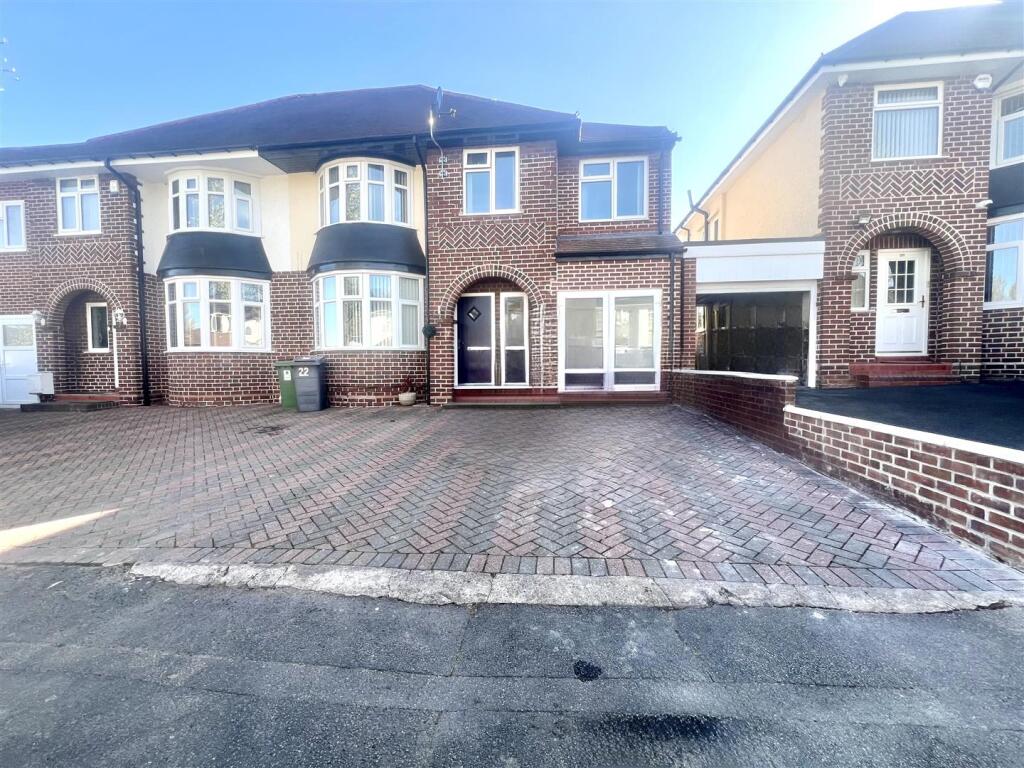 Main image of property: Canterbury Road, Penn, Wolverhampton