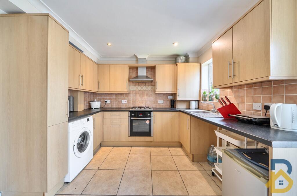 Main image of property: Parsloes Avenue, Dagenham, RM9