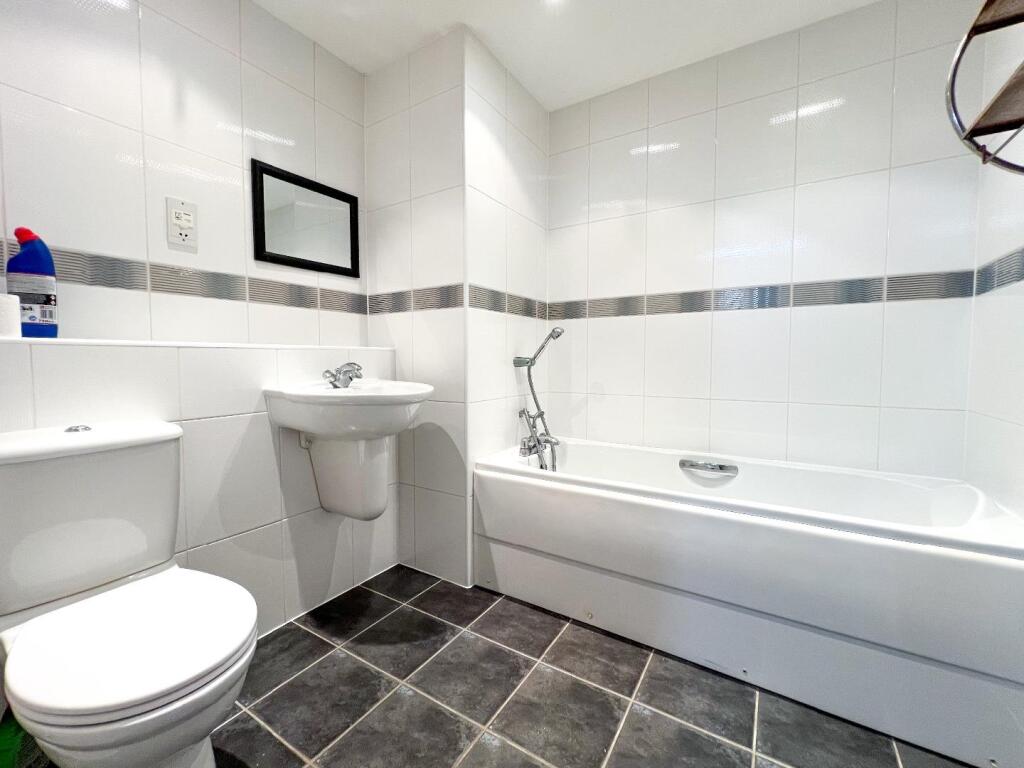 Apartment in Porthcawl, Nottage - View 5