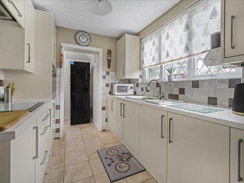 Merthyr Road, Tongwynlais, Cardiff, CF15 7LG - View 6