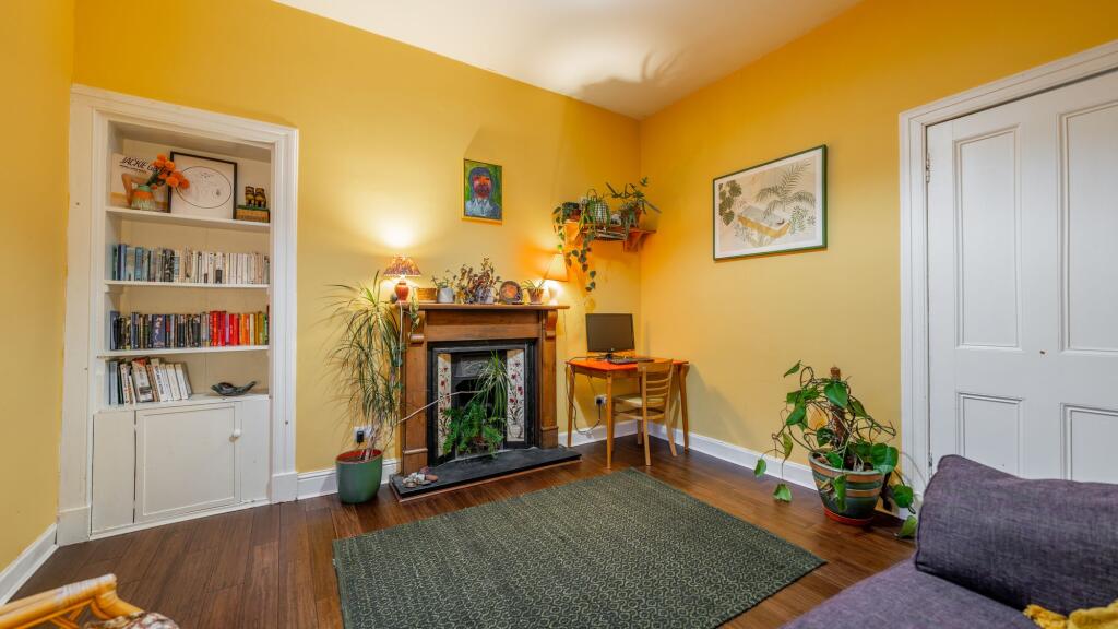 Apartment in Glasgow, Crosshill - View 3