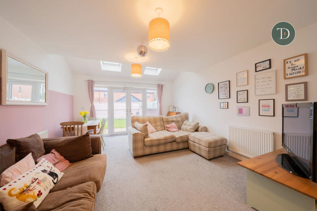 Hollybush Way, Ellesmere Port, CH66 photo 4