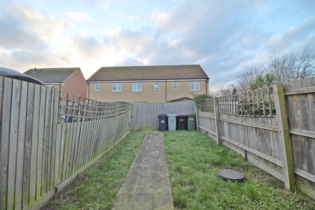 Braeburn Road, Deeping St James, PE6 photo 4