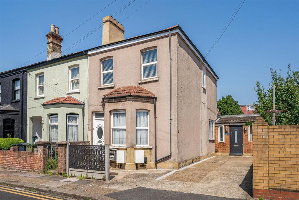 Main image of property: Leopold Road, Walthamstow, London, E17