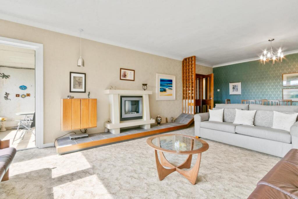 Beechlands Avenue, Glasgow, G44 photo 4