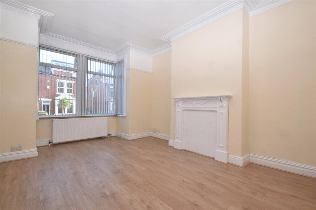House in Leeds - View 4