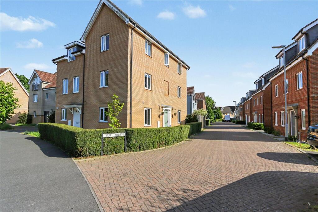 3-bed house on Tulip Gardens, Cringleford, Norwich, Norfolk, NR4, £350,000