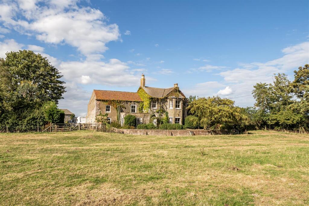 Main image of property: Roman Bank, Anderby PE24 5XJ