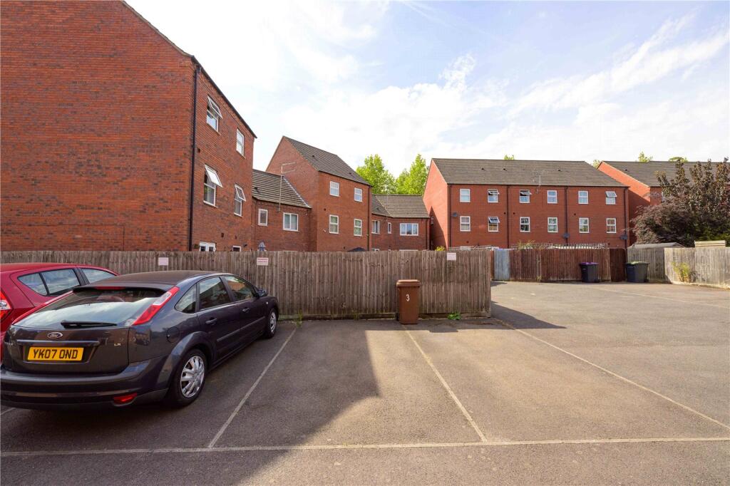 Apartment in Nottingham - View 4