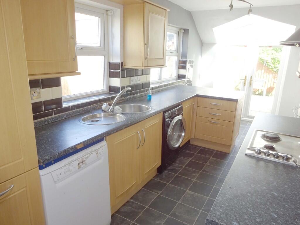 Cleveleys Avenue, Thornton-Cleveleys, Lancashire, FY5 photo 4