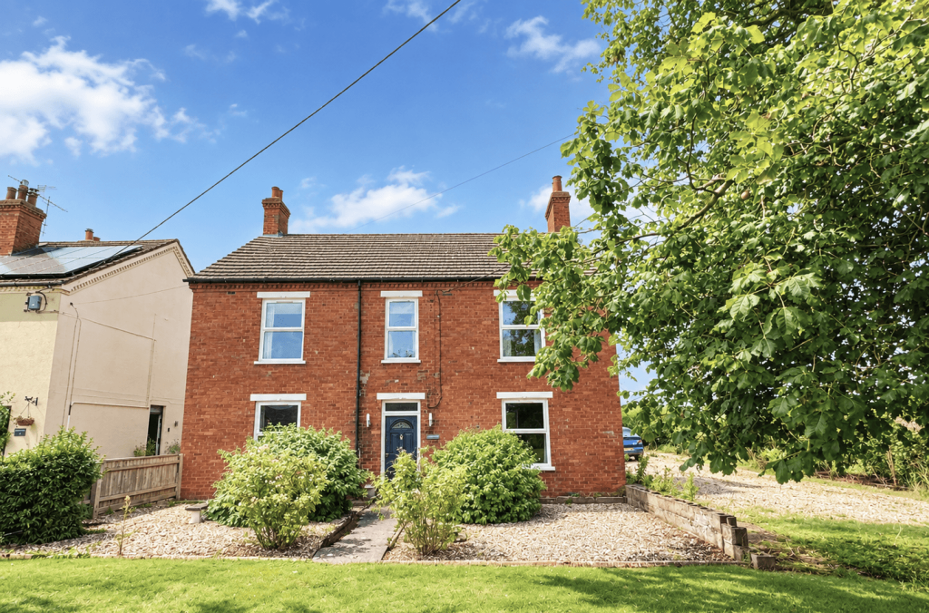 Main image of property: 11 Horncastle Road, Wragby, LN8 5RD