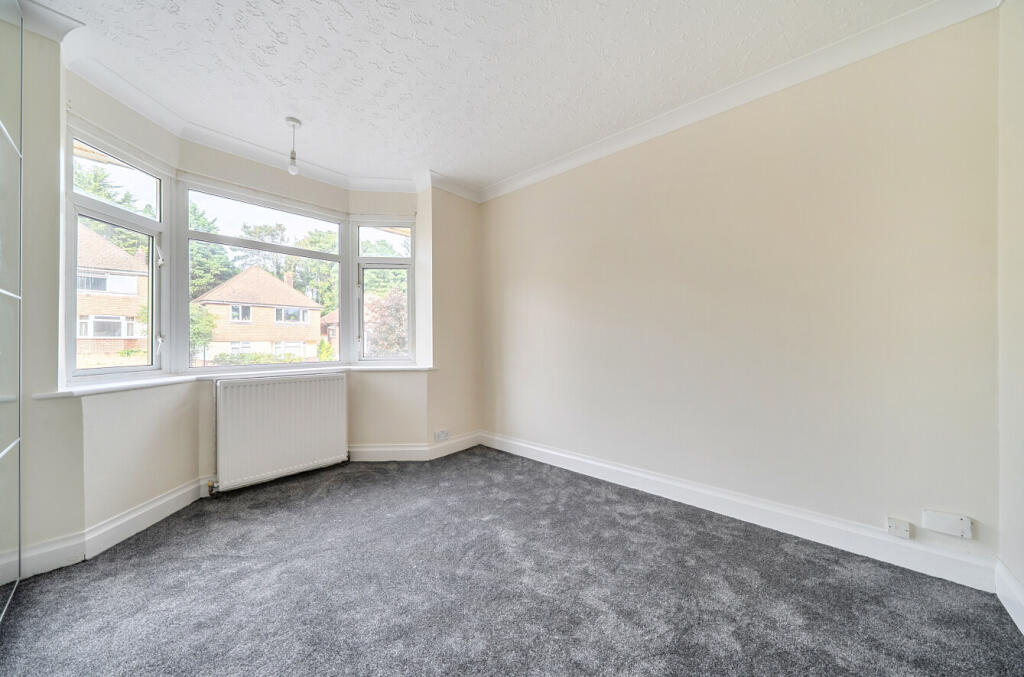 Apartment in Southampton, Midanbury - View 5