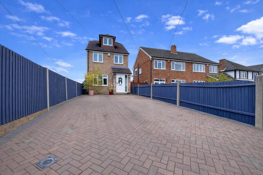 Main image of property: Constitution Hill, Snodland, ME6