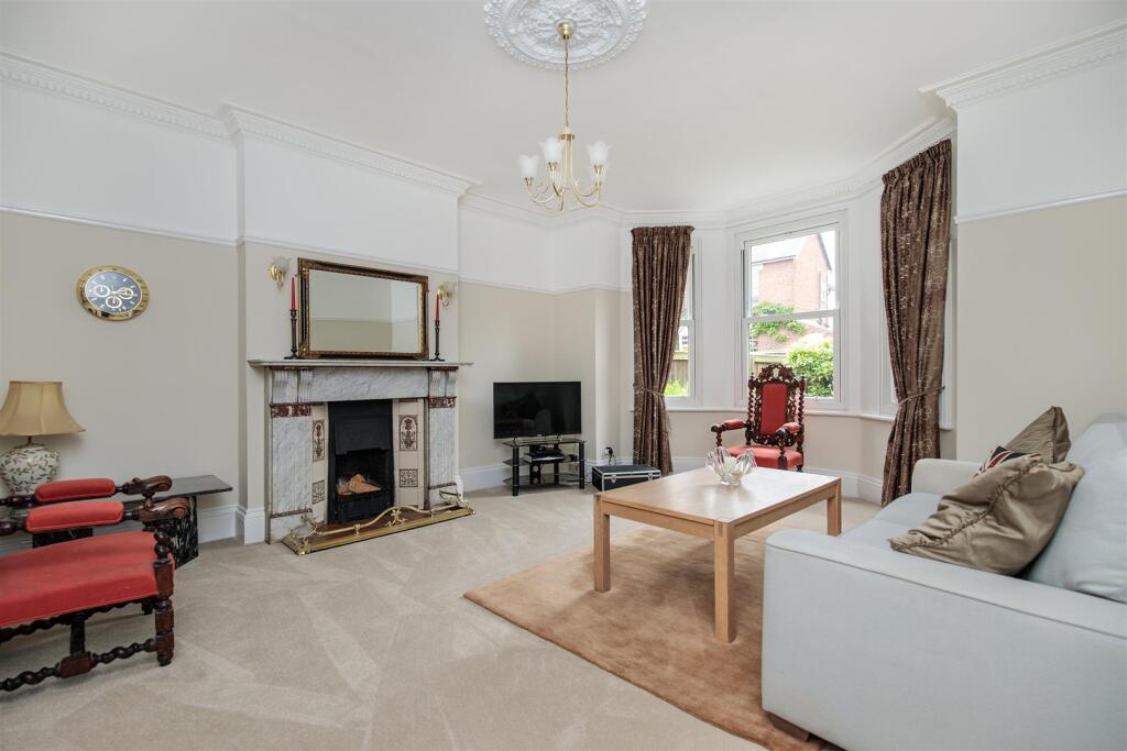 Gowan Terrace, Jesmond, NE2 - View 2