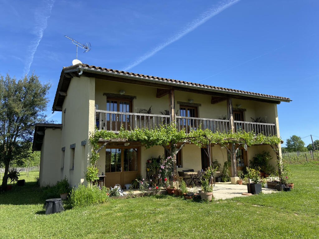 Main image of property: Montreal, Midi-Pyrenees, 32250, France